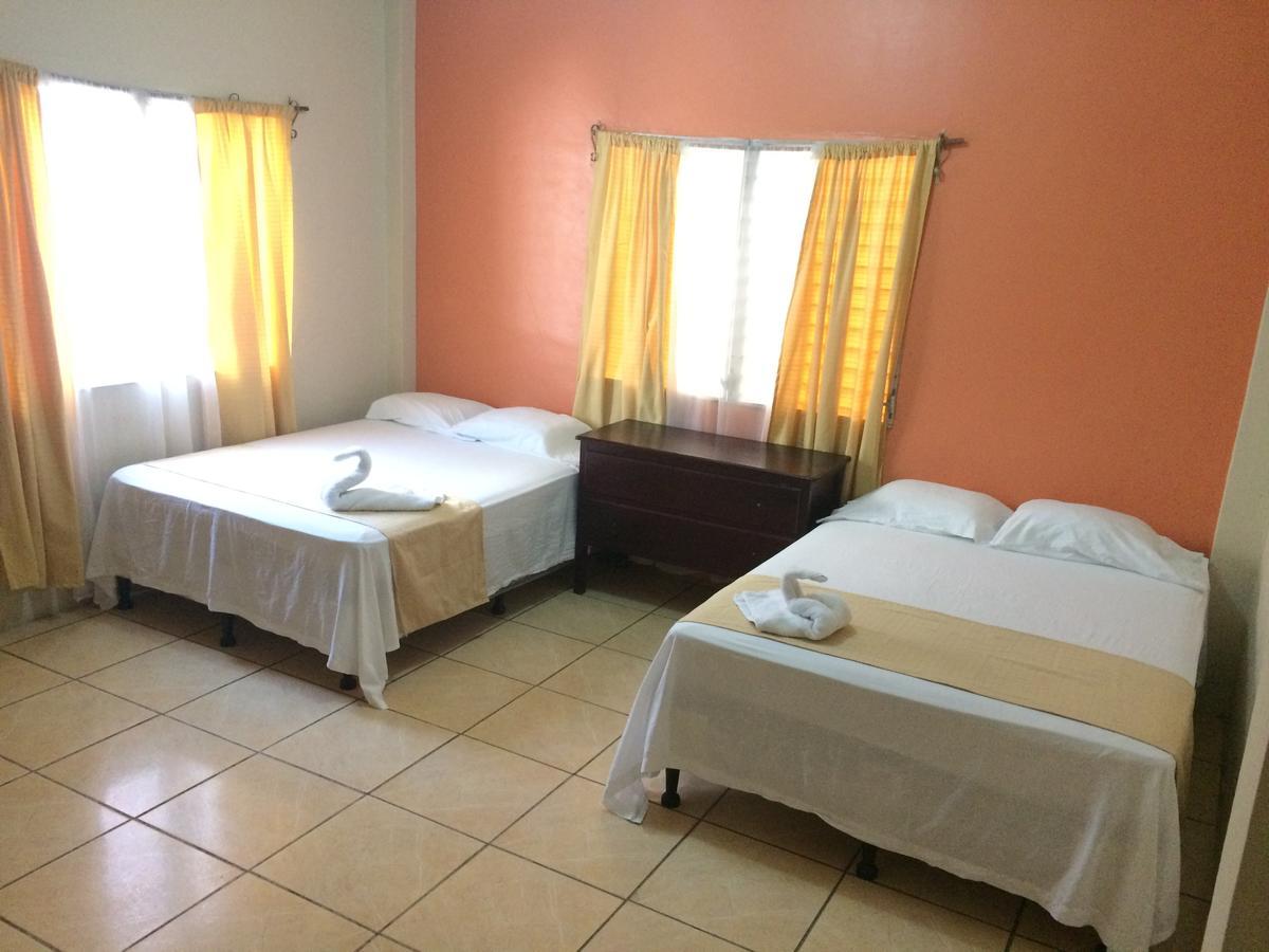 Hotel Casa Marina Ла Сейба Екстериор снимка