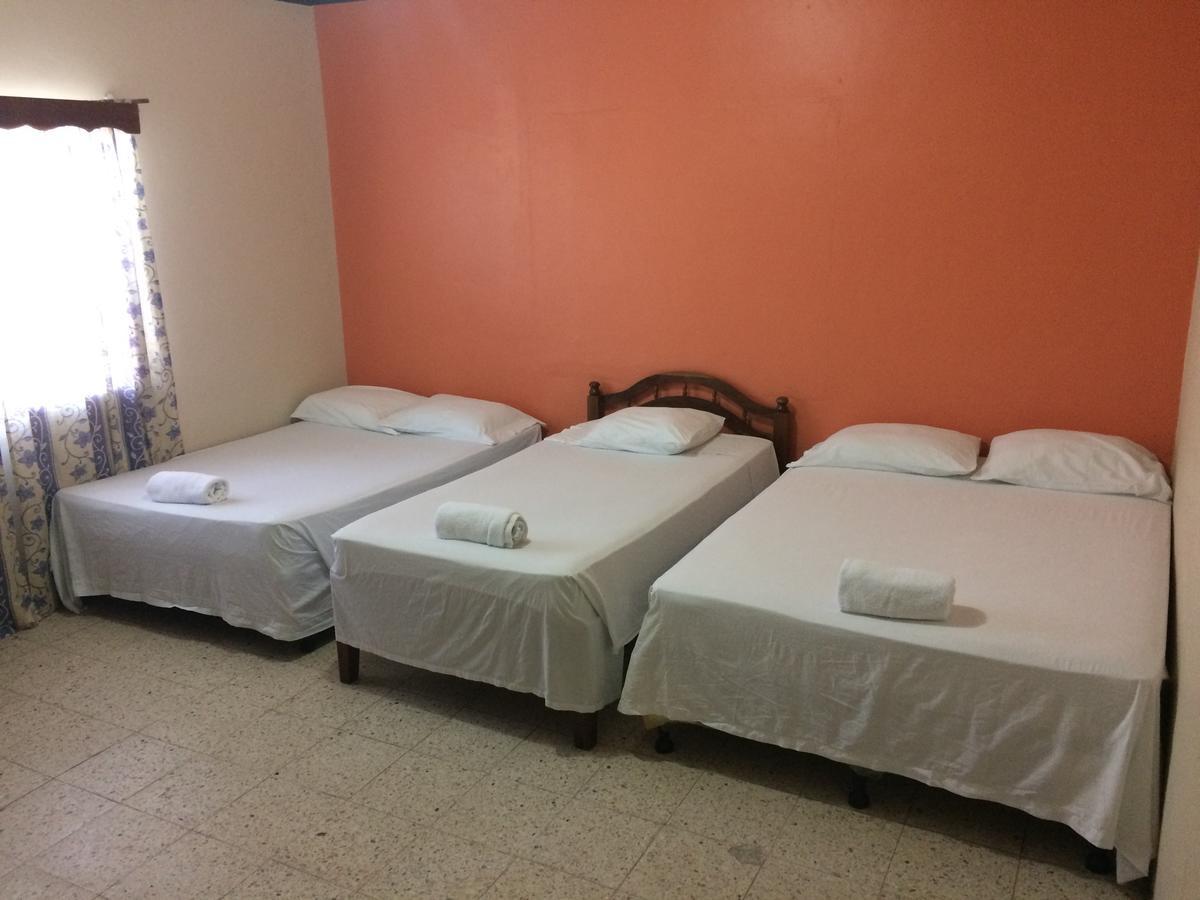 Hotel Casa Marina Ла Сейба Екстериор снимка